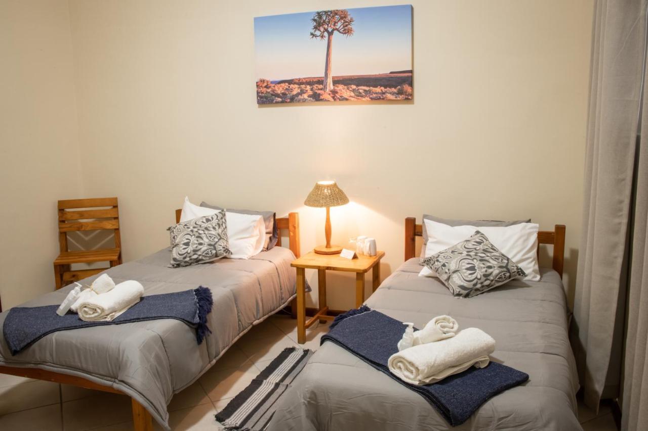 The Mole Guesthouse スワコプムント エクステリア 写真