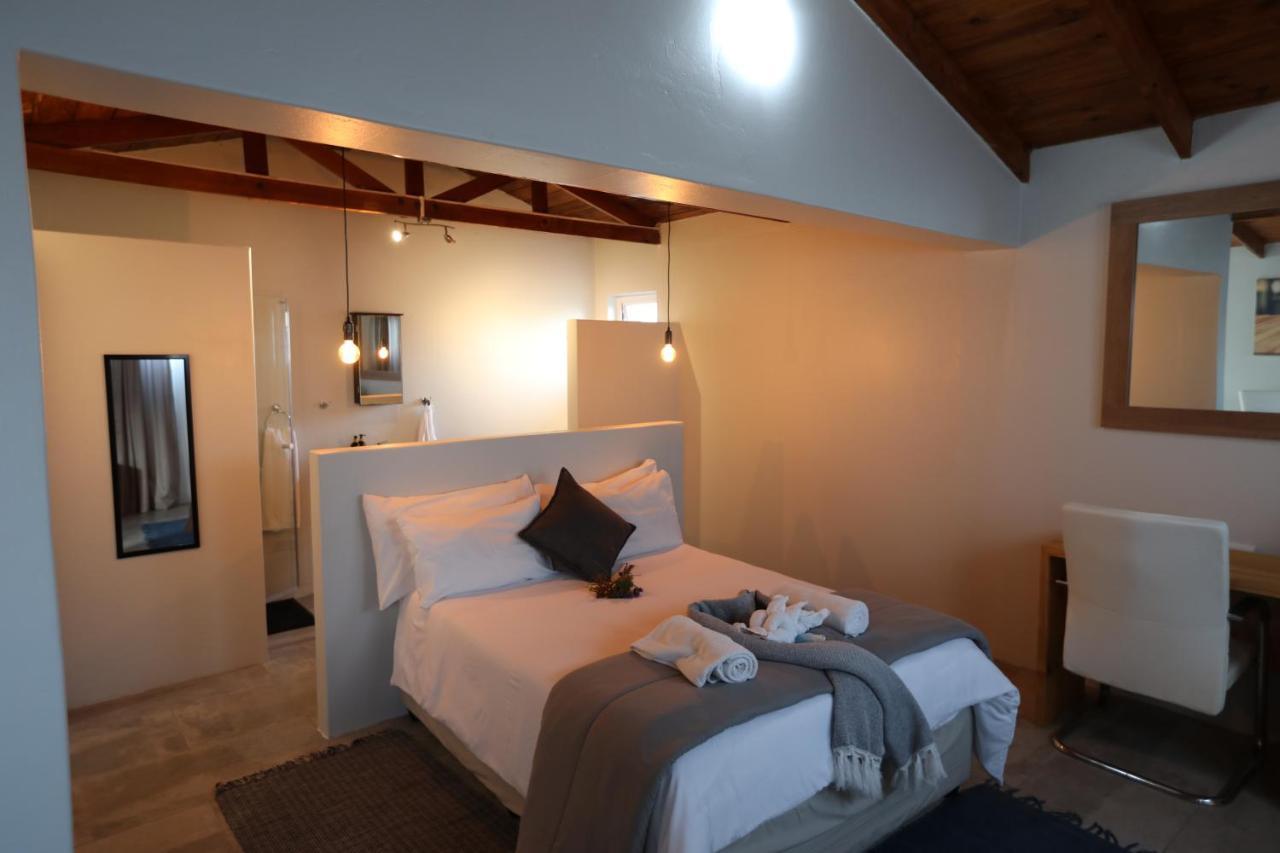 The Mole Guesthouse スワコプムント エクステリア 写真